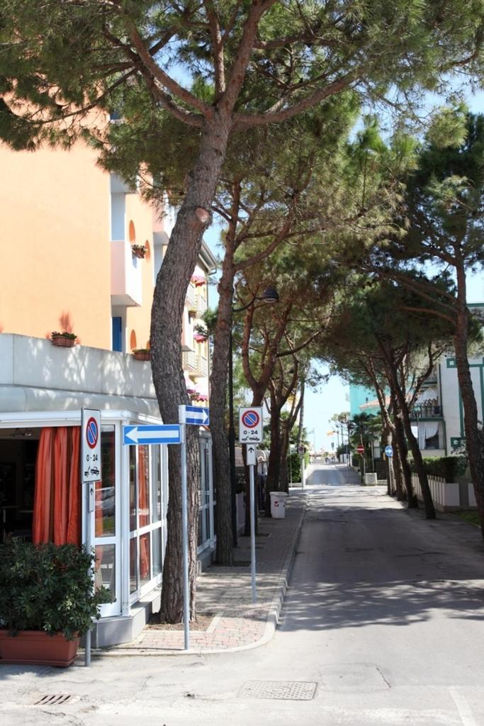 Aparthotel Gioia Caorle Exterior foto